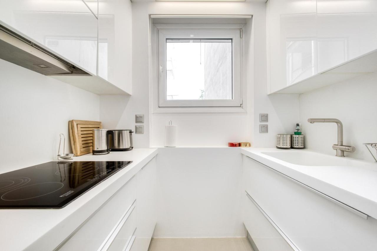 Elegant Light Two Bedroom Apartment In City Center Athen Eksteriør billede